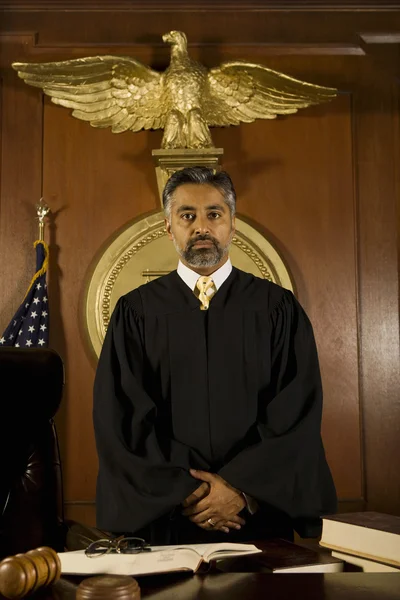 Judge in a courtroom — Stock Photo, Image