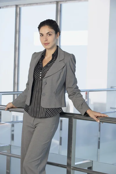 Businesswoman standing — Stock Photo, Image