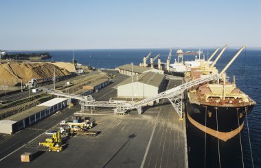 Ahşap gemi üzerine yükleme fişleri