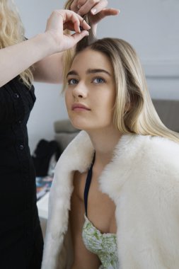 Modelinde makyaj