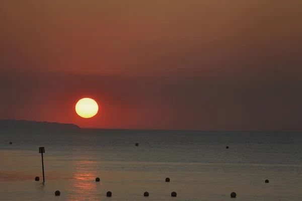 Sonnenuntergang über dem Meer — Stockfoto