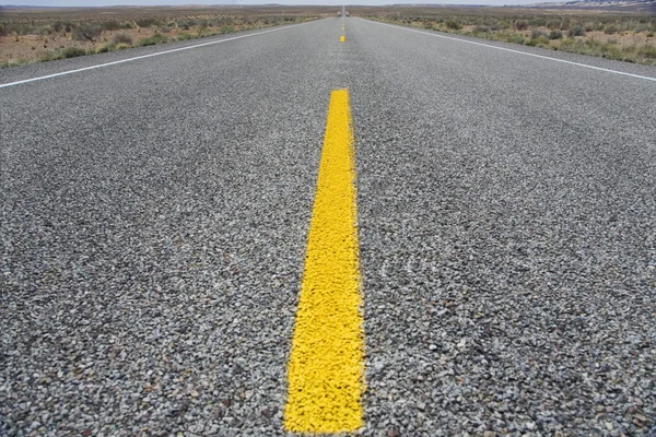 Road through desert — Stock Photo, Image