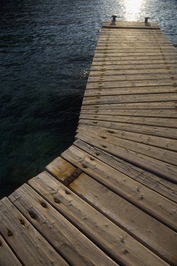 Göldeki iskele
