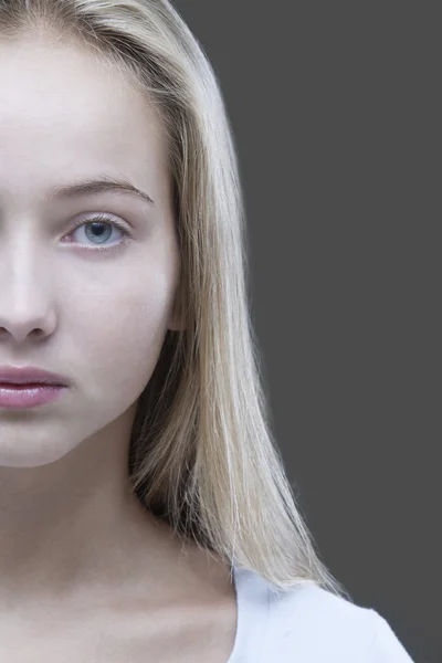 Girl posing in studio — Stock Photo, Image