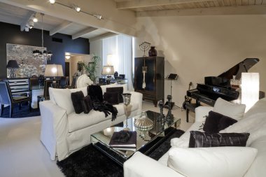 Oturma odası ve yemek odası