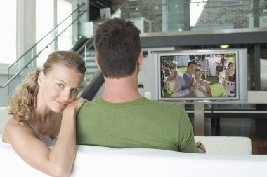 Film izlerken adamla kadın