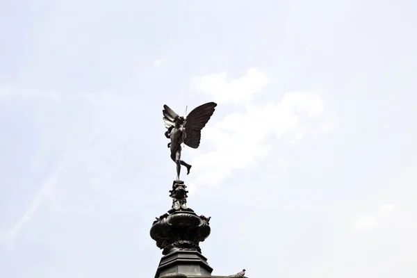 Standbeeld van Eros — Stockfoto