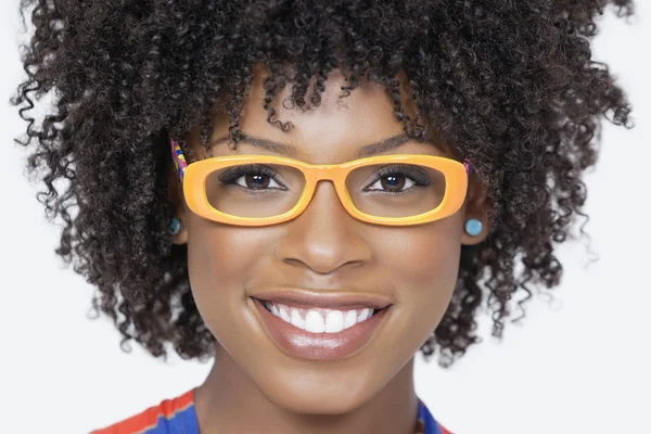 African American woman wearing glasses — Stock Photo, Image