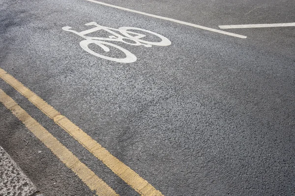 Carriles bici en la carretera — Foto de Stock