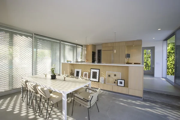 Moderna sala da pranzo interno casa — Foto Stock