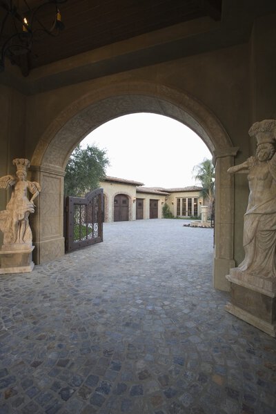 Мощеная дорожка
