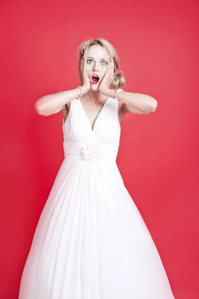 Shocked young Caucasian woman — Stock Photo, Image