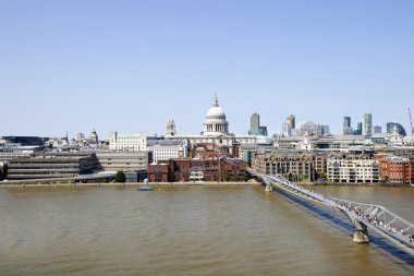 Millenium bridge Londra Manzaralı