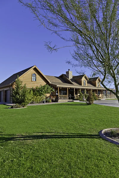 Ranch home exterior — Stock Photo, Image