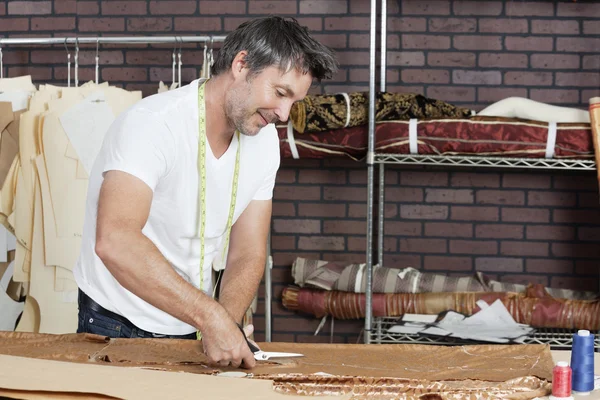 Tessuto da taglio sartoriale in studio — Foto Stock