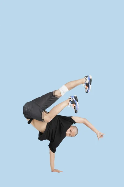 Male break dancer — Stock Photo, Image