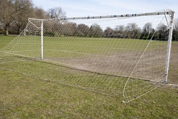 Obiettivo di calcio al mattino — Foto Stock