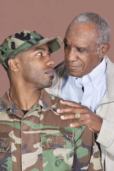 Father and US Marine Corps soldier — Stock Photo, Image