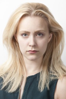 genç bir beyaz kadın