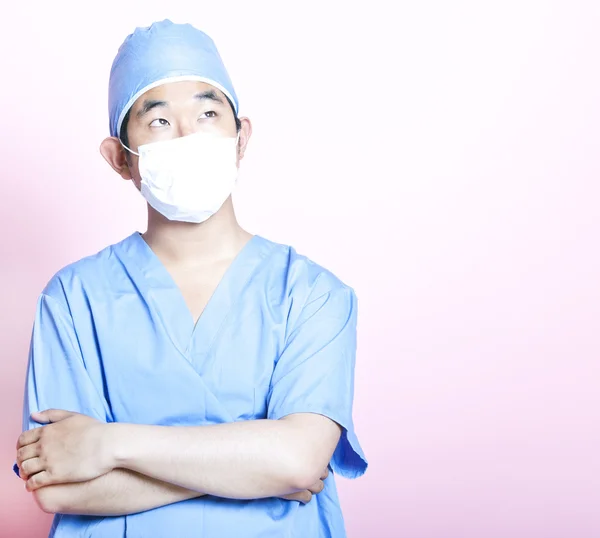 Surgeon with arms folded — Stock Photo, Image