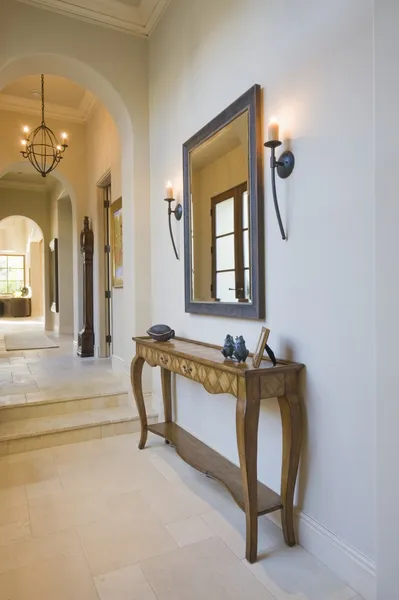 Antique console table — Stock Photo, Image