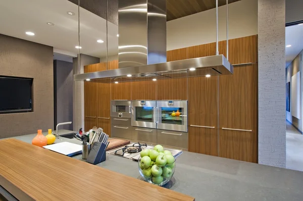 Panelled kitchen — Stock Photo, Image