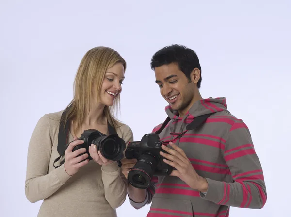 Fotógrafos com câmeras — Fotografia de Stock