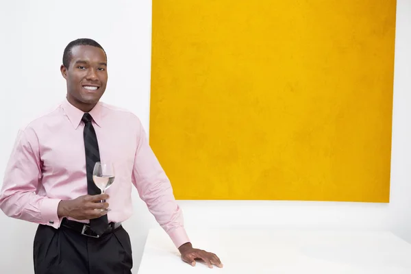 Man with glass — Stock Photo, Image