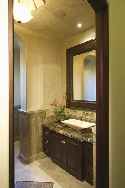 Dark wood bathroom — Stock Photo, Image