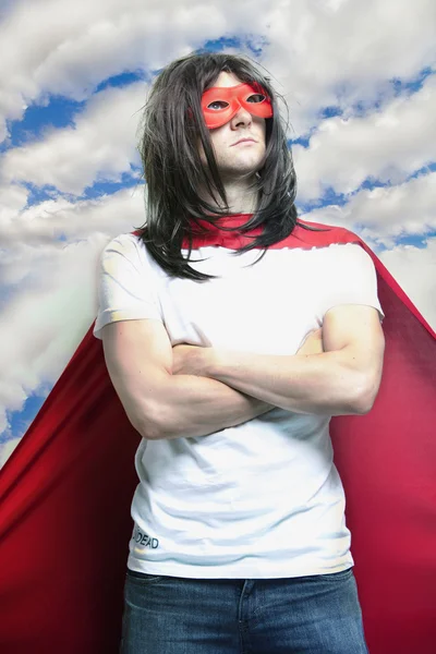 Człowiek w kostiumie superbohatera — Zdjęcie stockowe