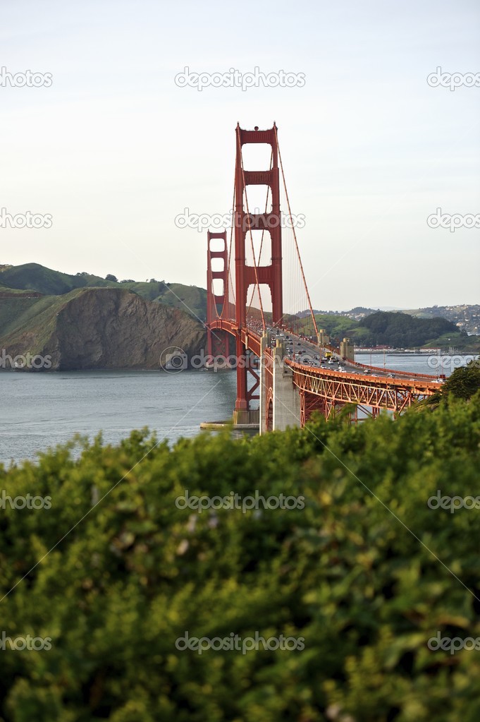 Curve of Golden Gate Bridge
