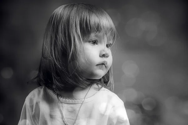 Menina séria. — Fotografia de Stock