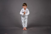 Karate fiú fehér kimonó