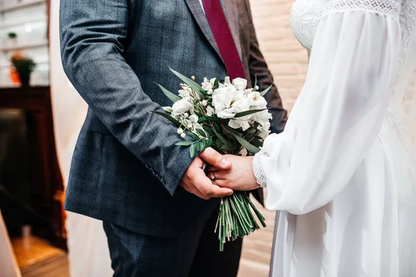 Una Las Tradiciones Rusas Boda Encontrarse Con Los Recién Casados — Foto de Stock