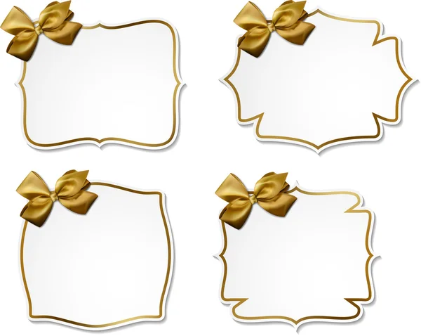 Buoni regalo carta bianca con fiocchi di raso dorato . — Vettoriale Stock