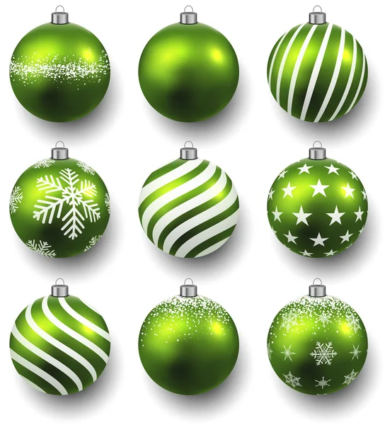 Set van realistische groene kerstballen. — Stockvector