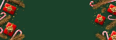 Altın ladin dallı ve hediye kutulu çizgili baston şeker. Mesaj için yer var. Vektör illüstrasyonu.