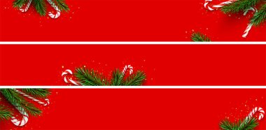 Yeşil köknar dalları, konfeti ve baston şekerli pankartlar. Kırmızı arka plan. Mesaj için yer var. Vektör illüstrasyonu.