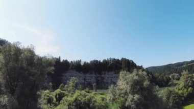Iller 'deki Alplerin eteklerinde fantastik bir manzara.