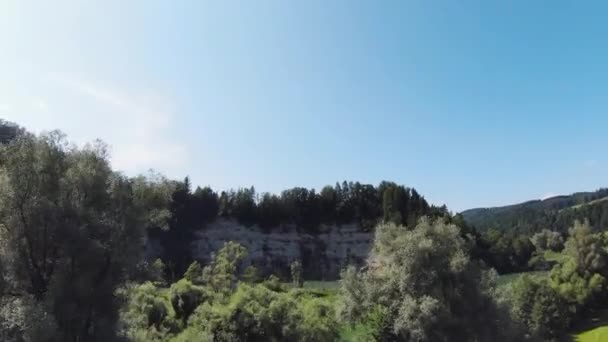 伊勒山上阿尔卑斯山山脚下的奇景 — 图库视频影像