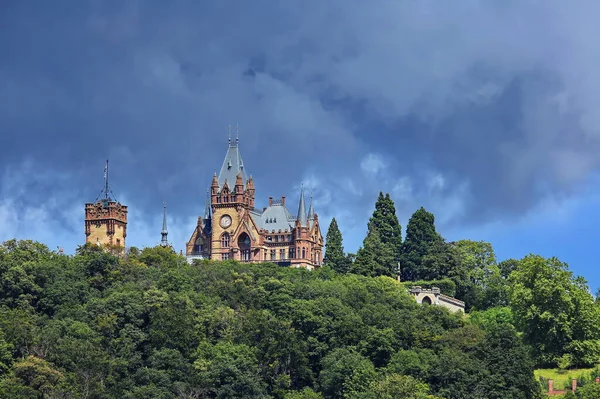 Château Drachenburg Sur Les Drachenfels Près Koenigswinter — Photo