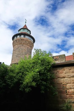 Nuremberg, Bavyera 'da büyük bir şehirdir.