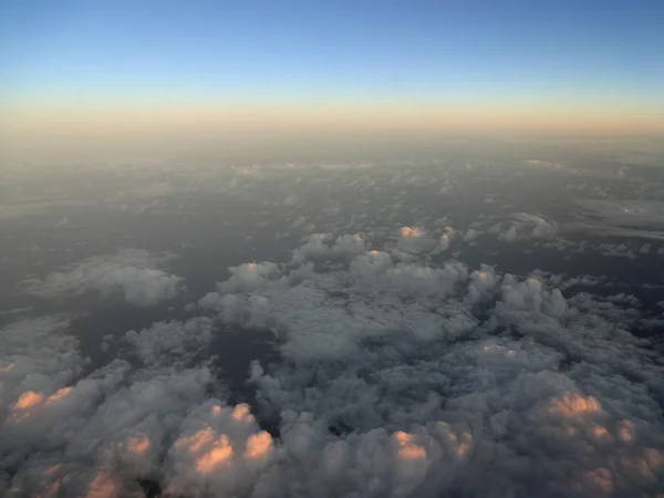 Luz Nube scape en el amanecer desde arriba —  Fotos de Stock