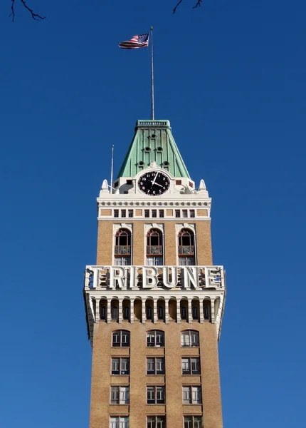 Oakland Tribune Clock Tower — Stock Photo, Image