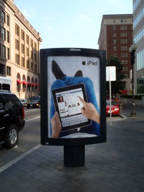Facebook kullanım açık reklam stand featuring ipad reklam