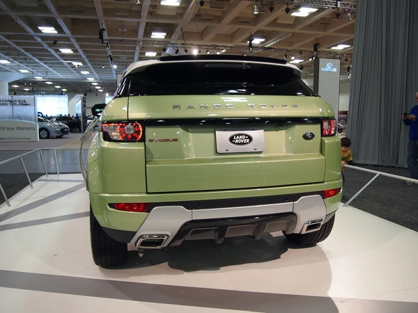 Land rover range rover op display — Stockfoto