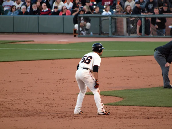 Giants Andres Torres takes lead from second base — Stock Photo, Image