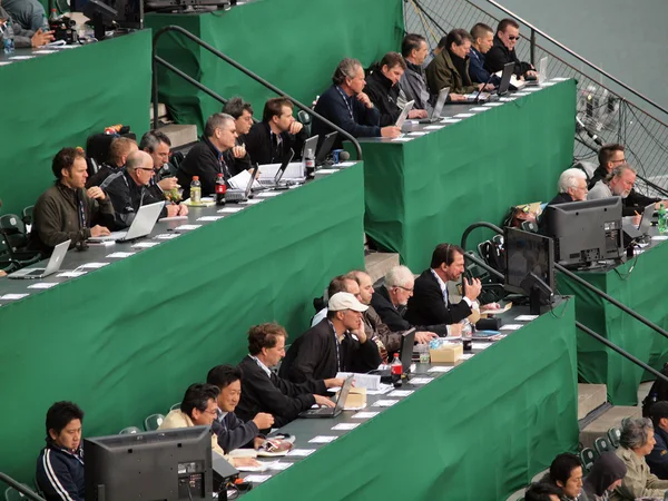 Overflow Media watches baseball game in the upperdeck view reser — Stock Photo, Image