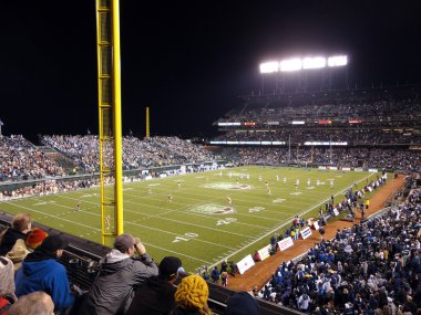 Players in motion during kickoff play