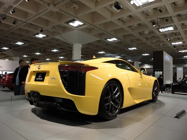 Lexus lfa γρήγορο αυτοκίνητο στην επίδειξη στο auto show — Φωτογραφία Αρχείου